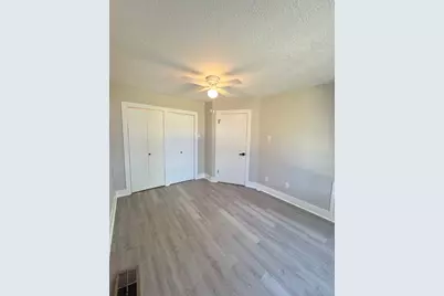 218 S Pruett #218, Baytown, TX 77520 - Photo 9