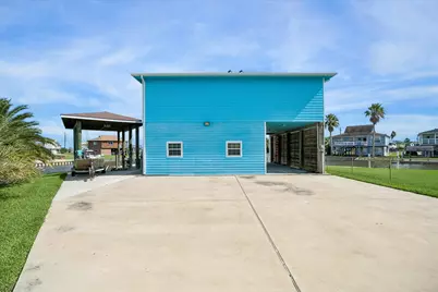 161 Four Master Road, Freeport, TX 77541 - Photo 3