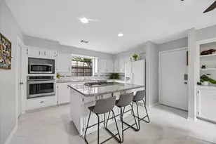 11402 Overbrook Ln, Houston, TX 77077 - Photo 13