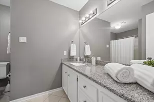 11402 Overbrook Ln, Houston, TX 77077 - Photo 19