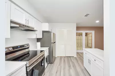6710 Biggs Court, Houston, TX 77061 - Photo 21