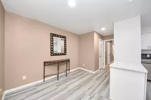 6710 Biggs Ct, Houston, TX 77061 - Photo 15