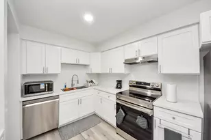 6710 Biggs Ct, Houston, TX 77061 - Photo 3