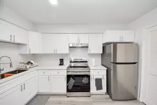 6710 Biggs Ct, Houston, TX 77061 - Photo 19