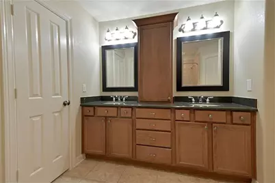 81 Yewleaf, The Woodlands, TX 77381 - Photo 11