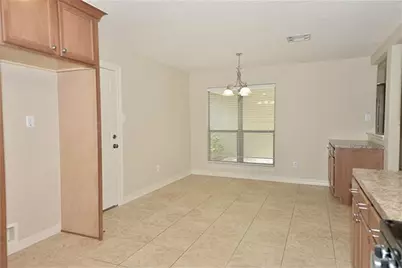 81 Yewleaf, The Woodlands, TX 77381 - Photo 9