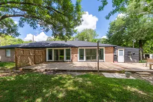 6811 Cemetary Rd, Manvel, TX 77578 - Photo 1