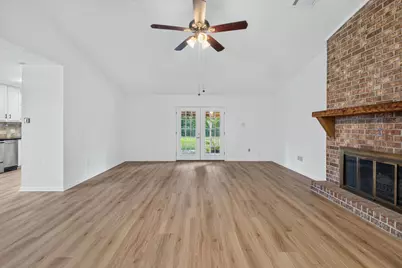 12422 Old River Drive, Baytown, TX 77523 - Photo 5