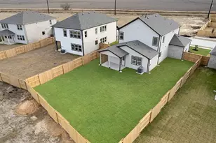 2407 Outpost Cyn Dr, Iowa Colony, TX 77583 - Photo 5