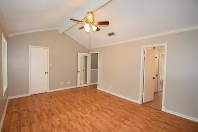 9323 Westwood Village Drive #6, Houston, TX 77036 - Photo 11