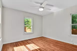 1904 E Crockett St, San Antonio, TX 78202 - Photo 3