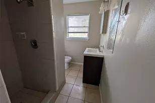 515 Broad Ripple Dr, Houston, TX 77336 - Photo 11