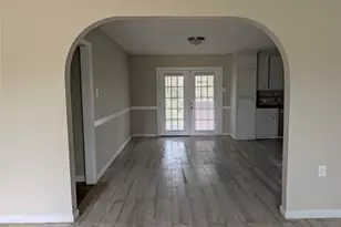 515 Broad Ripple Dr, Houston, TX 77336 - Photo 7