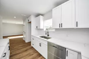 10411 Westray St, Houston, TX 77043 - Photo 33