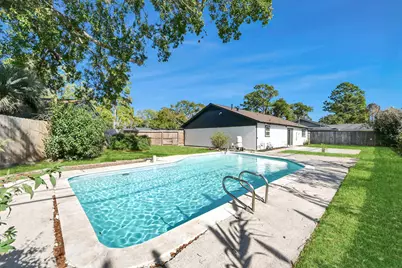 10411 Westray Street, Houston, TX 77043 - Photo 1