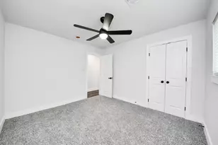 10411 Westray St, Houston, TX 77043 - Photo 19
