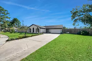 10411 Westray St, Houston, TX 77043 - Photo 5