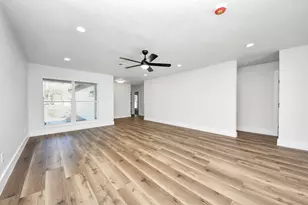 10411 Westray St, Houston, TX 77043 - Photo 27