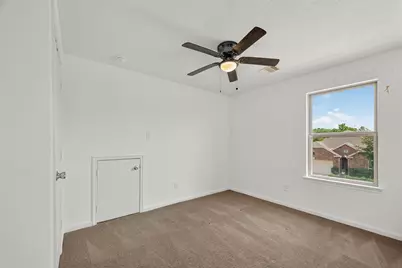 13019 Foxwood Creek Lane, Houston, TX 77044 - Photo 17