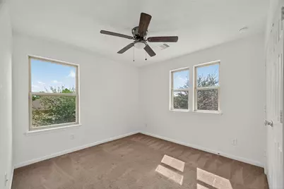 13019 Foxwood Creek Lane, Houston, TX 77044 - Photo 19