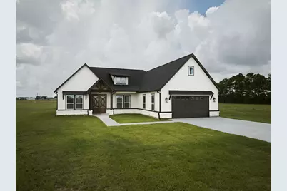 565 Longhorn Trail, Angleton, TX 77515 - Photo 1