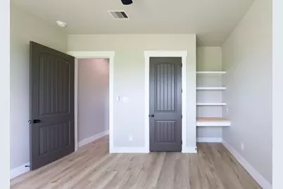 565 Longhorn Trail, Angleton, TX 77515 - Photo 27