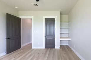 565 Longhorn Trail, Angleton, TX 77515 - Photo 27
