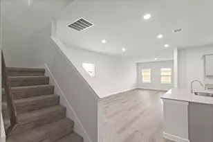 17315 White Peace Dr, Waller, TX 77484 - Photo 7