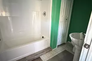 601 Harding St, Baytown, TX 77520 - Photo 11