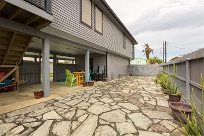 16631 Trinidad Way, Jamaica Beach, TX 77554 - Photo 37