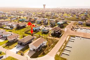 16631 Trinidad Way, Jamaica Beach, TX 77554 - Photo 5