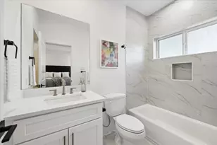 5628 Camino Encantado Dr, Houston, TX 77091 - Photo 11