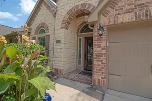 2019 Sunset Springs Dr, Pearland, TX 77584 - Photo 3