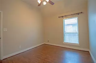 2019 Sunset Springs Dr, Pearland, TX 77584 - Photo 11