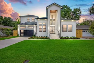 811 Woodstock St, Bellaire, TX 77401 - Photo 1