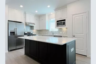 2446 Rosemary Sage Drive, Fulshear, TX 77423 - Photo 7