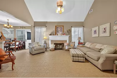 8027 Aspen Court, Baytown, TX 77523 - Photo 7