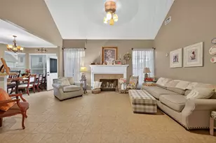 8027 Aspen Ct, Baytown, TX 77523 - Photo 7