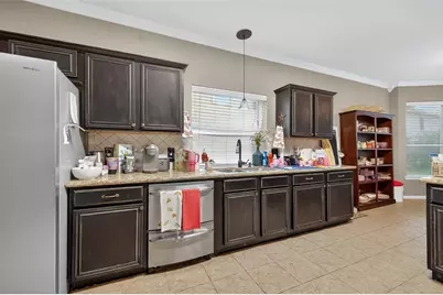 8027 Aspen Court, Baytown, TX 77523 - Photo 11