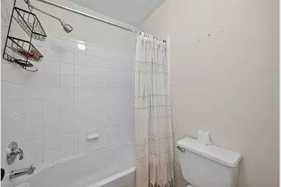 8027 Aspen Court, Baytown, TX 77523 - Photo 17