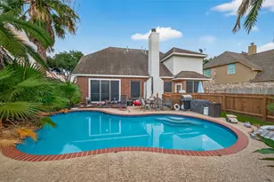 8027 Aspen Ct, Baytown, TX 77523 - Photo 23