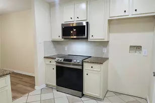 322 Windward Dr, League City, TX 77573 - Photo 5