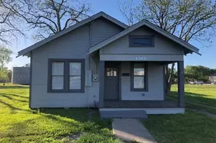 3022 School St, Needville, TX 77461 - Photo 1