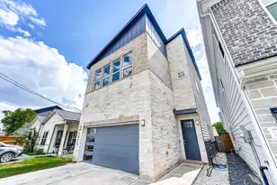 4806 Wilmington St, Houston, TX 77033 - Photo 1