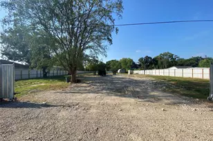 6807 Spindle Dr, Houston, TX 77086 - Photo 5