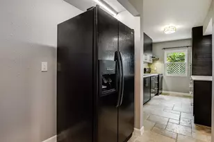 12615 Huntingwick Dr, Houston, TX 77024 - Photo 15