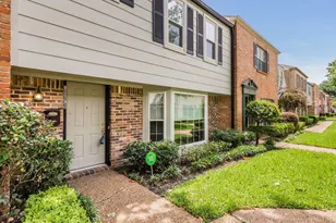 12615 Huntingwick Dr, Houston, TX 77024 - Photo 3