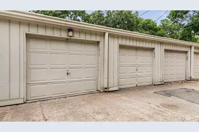 12615 Huntingwick Drive, Houston, TX 77024 - Photo 35