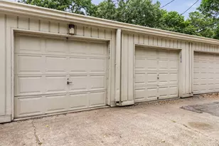 12615 Huntingwick Dr, Houston, TX 77024 - Photo 35