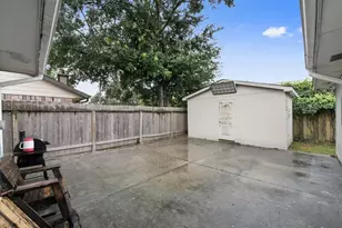 2811 Broad Haven Dr, Houston, TX 77067 - Photo 31